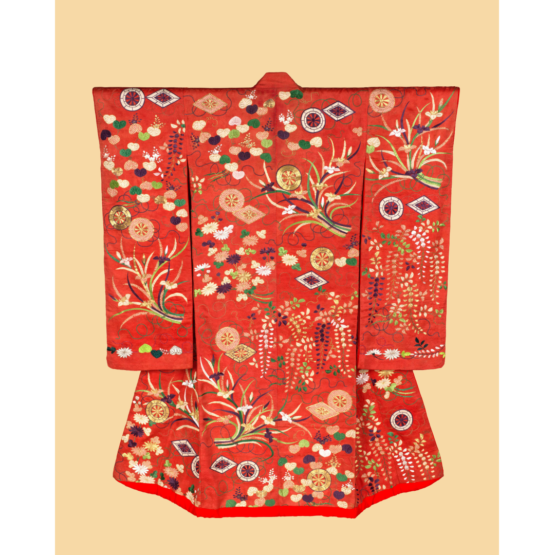 JPKI.1 - 300dpi - 5x4 - PNG - Uchikake with flowers - 18th century (Aangepast)