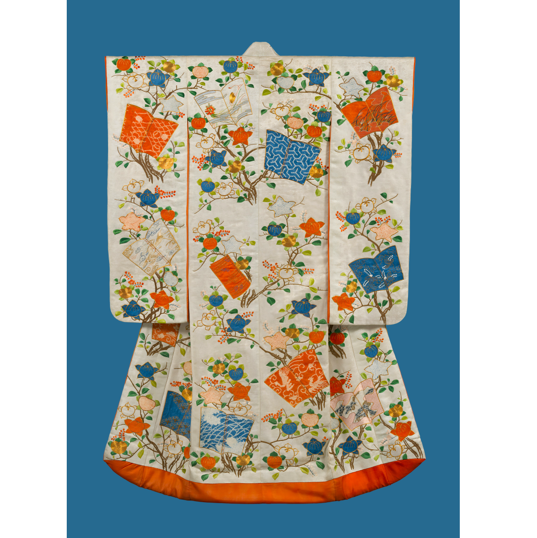 JPKI.24a - 3x4-uchikake-2with-books-and-mandarin-orange-branches-19th-century-300dpi (Aangepast)